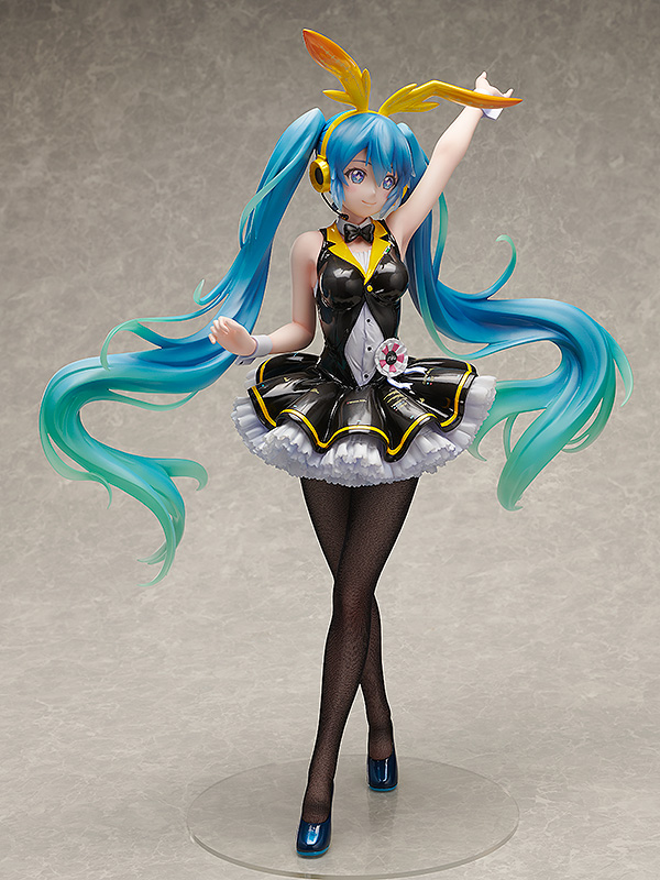 Hatsune Miku: My Dear Bunny Ver. Scale Figure