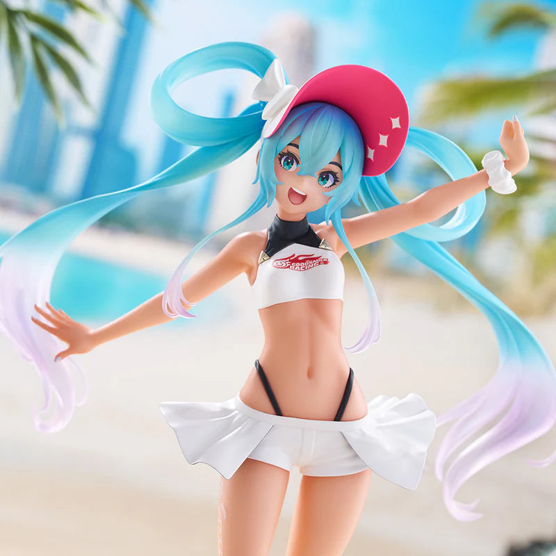Hatsune Miku GT Project Figure -Racing Miku 2024 Summer Holiday Ver.( 23 CM)