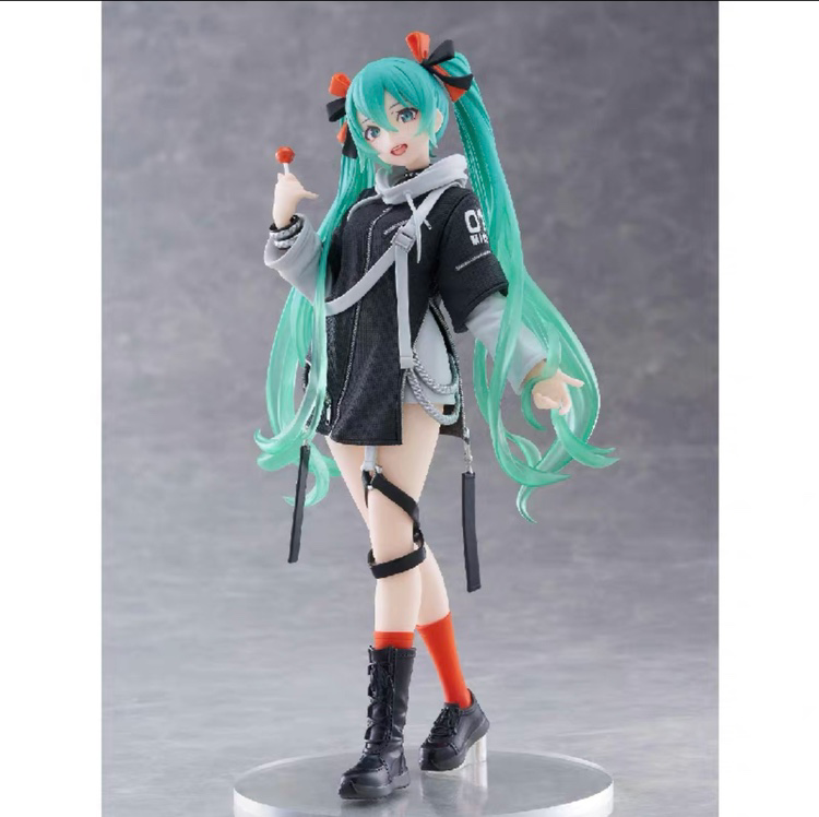 Pre-Order Hatsune Miku Figure Fashion (PUNK Ver.)