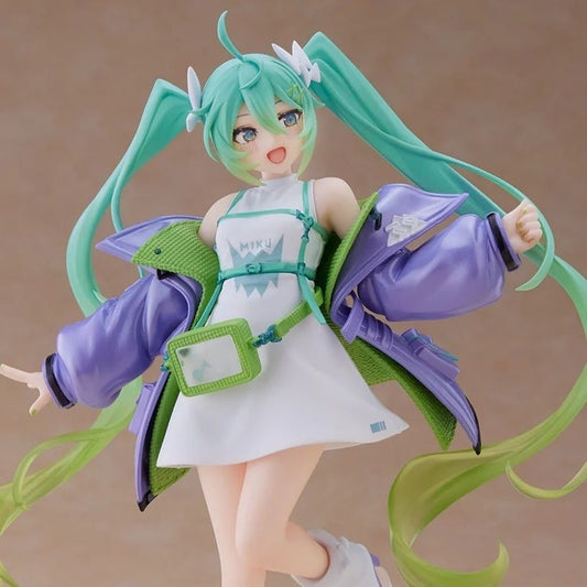 Pre-Order Hatsune Miku PVC Statue Fashion Figure Sporty