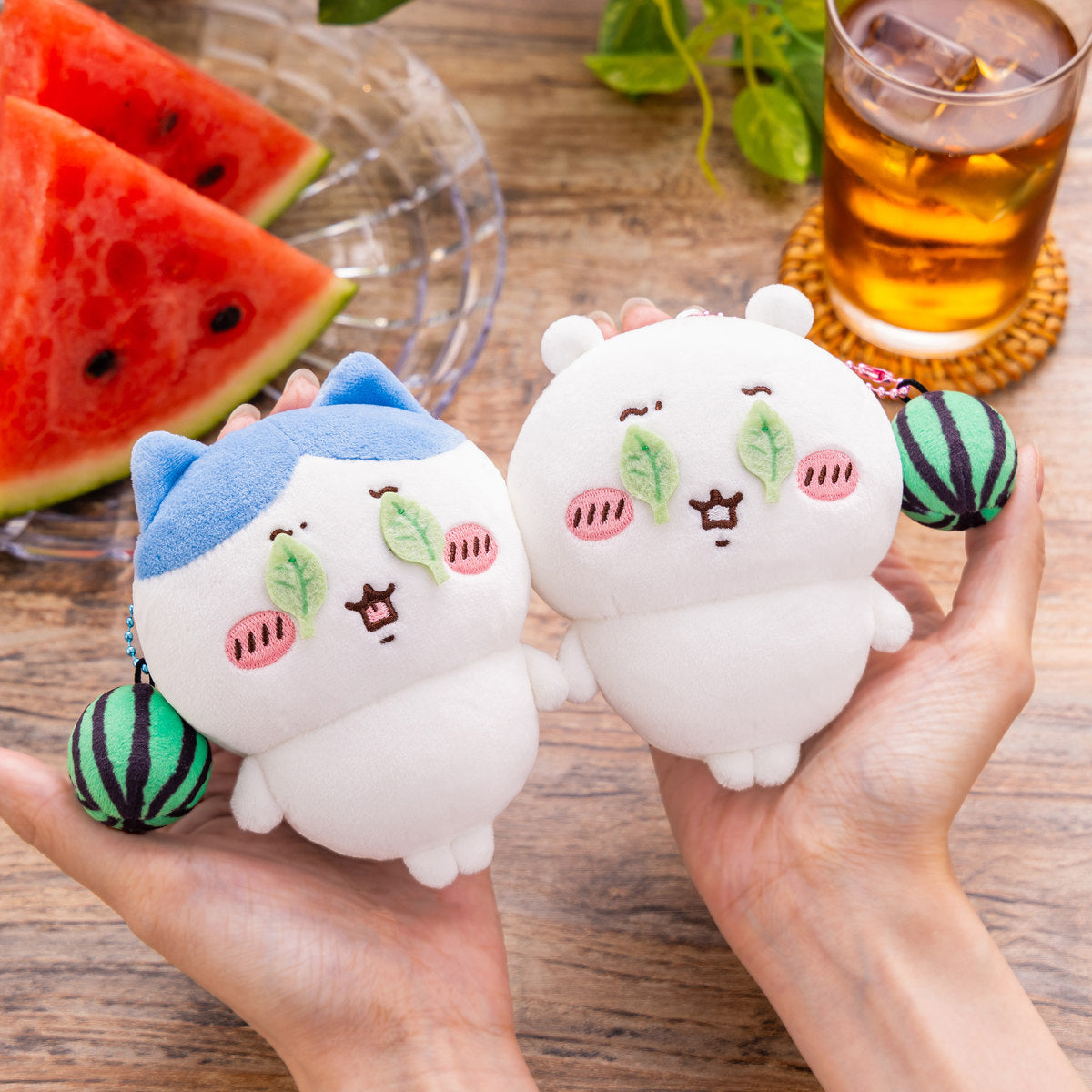 Chiikawa Is This Watermelon Splitting...? Mascot (Hachiware)