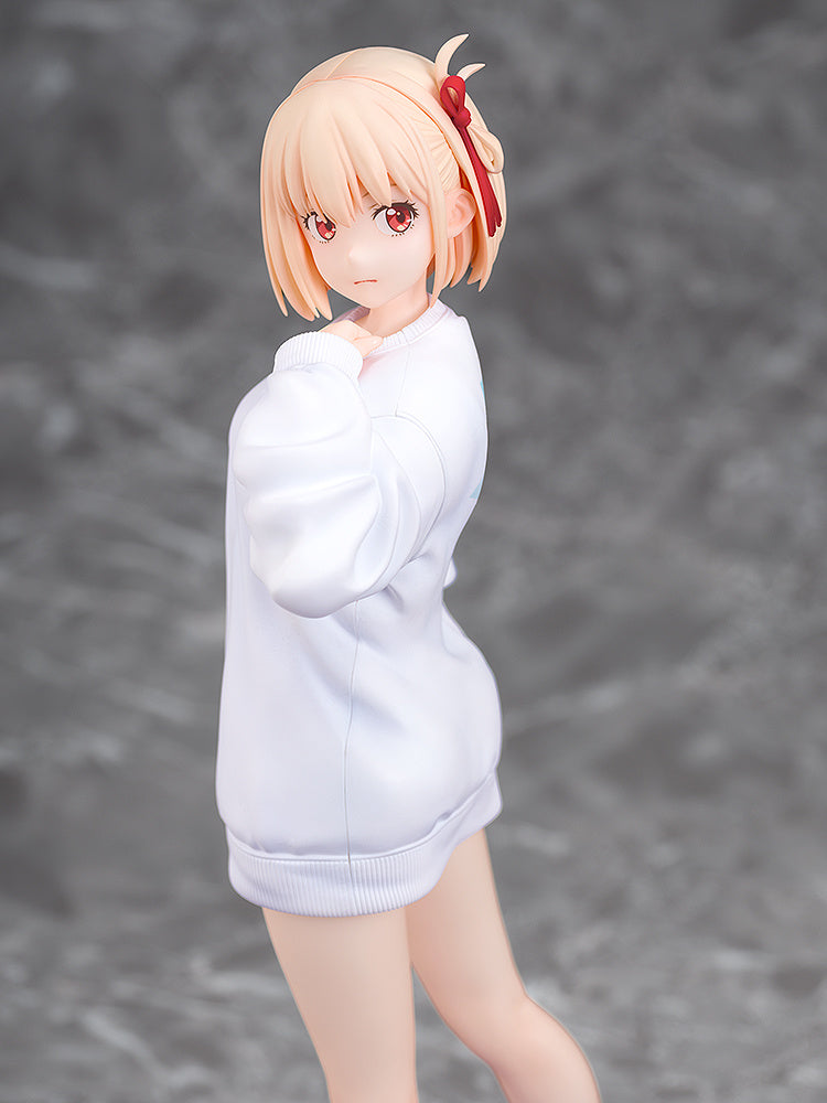 Pre-Order 1/7 Lycoris Recoil: Chisato Nishikigi: Oversized Sweatshirt Ver.